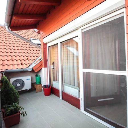 Entire Home Boedapest Buitenkant foto